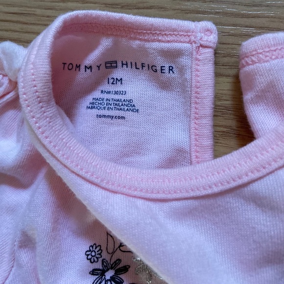 Tommy Hilfiger 12 month long sleeve shirt - Picture 2 of 2